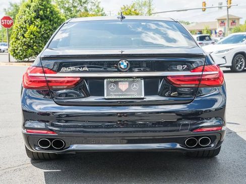 Used 2017 BMW ALPINA B7 xDrive AWD/4WD image 6