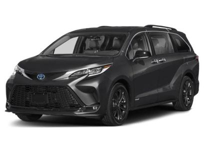 Certified 2025 Toyota Sienna XSE