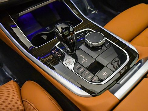 Used 2023 BMW X5 xDrive40i w/ M Sport Package image 21