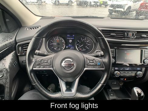 Used 2022 Nissan Rogue Sport SV w/ Technology Package AWD/4WD image 17