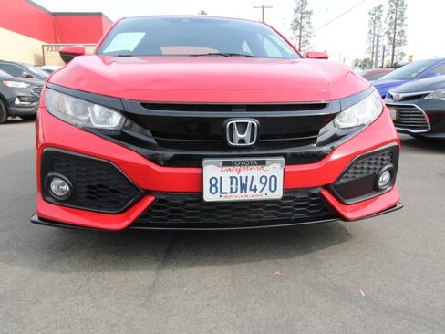 Used 2019 Honda Civic Sport image 4