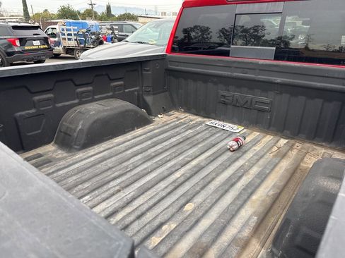 Used 2019 GMC Sierra 1500 SLT w/ SLT Premium Plus Package image 5