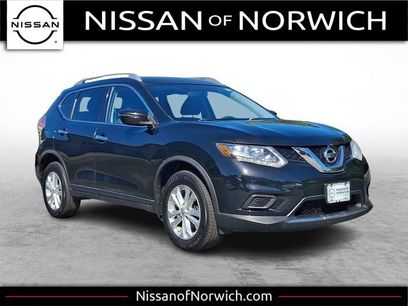 Used 2016 Nissan Rogue SV