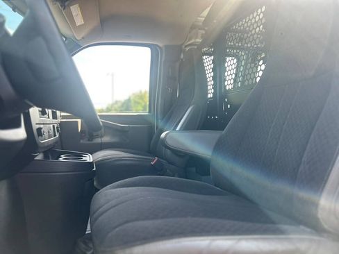 Used 2024 GMC Savana 2500 w/ Driver Convenience Package RWD image 11