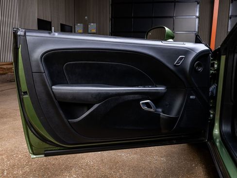 Used 2022 Dodge Challenger R/T Scat Pack RWD image 31