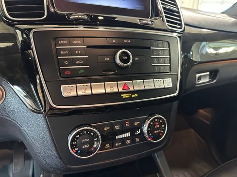 Used 2019 Mercedes-Benz GLS 550 4MATIC image 31