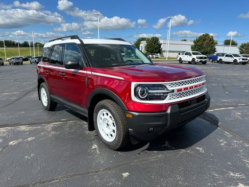 New 2025 Ford Bronco Sport Heritage w/ Convenience Package AWD/4WD image 3
