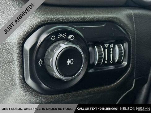Used 2019 Jeep Wrangler Unlimited Sport AWD/4WD image 10