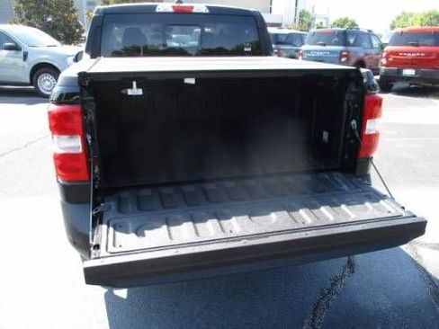 Used 2022 Ford Maverick Lariat w/ Lariat Luxury Package image 4