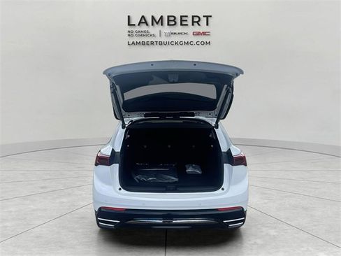 New 2025 Buick Envision Sport Touring image 9
