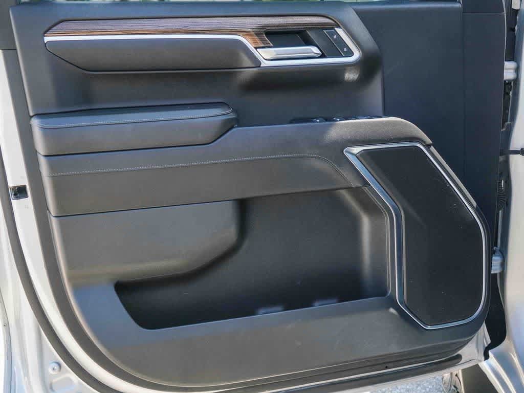 Used 2022 Chevrolet Silverado 1500 RST AWD/4WD image 19