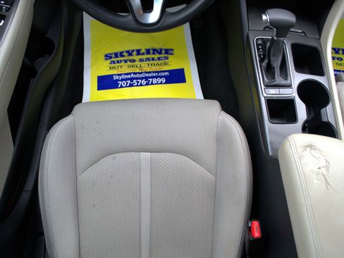 Used 2016 Kia Optima LX image 11