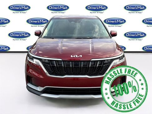 Used 2024 Kia Carnival LX image 2