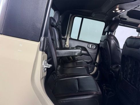 Certified 2022 Jeep Gladiator Rubicon w/ LED Lighting Group image 28