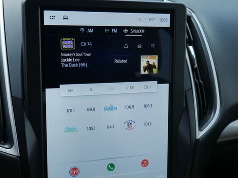 Used 2024 Ford Edge SE image 18