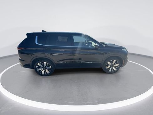 New 2026 Mitsubishi Outlander SE FWD image 9