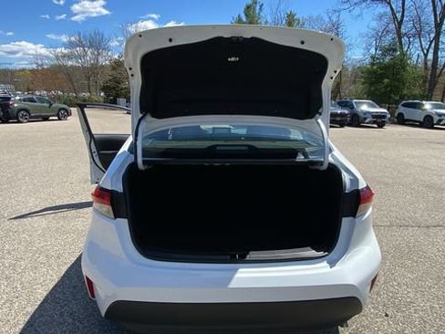 Used 2025 Toyota Corolla LE FWD image 32