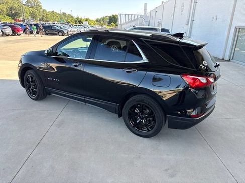 Used 2021 Chevrolet Equinox Premier AWD/4WD image 4