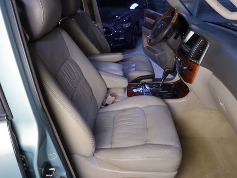 Used 2005 Lexus LX 470 4WD image 13