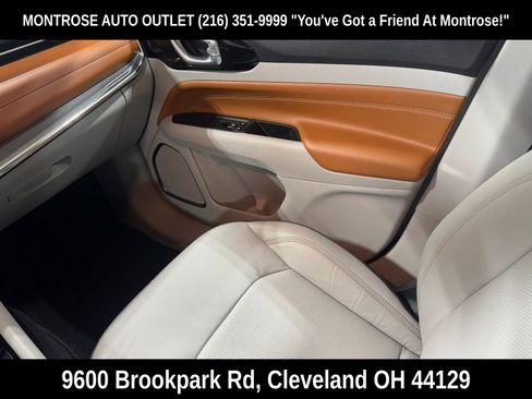 Used 2022 Jeep Compass Limited image 39