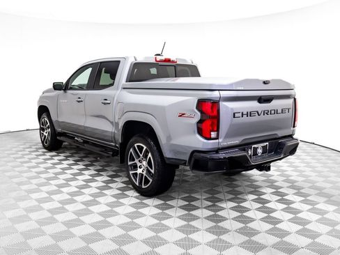 Used 2024 Chevrolet Colorado Z71 w/ Z71 Convenience Package 2 image 4