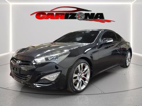 Used 2013 Hyundai Genesis 3.8 image 4