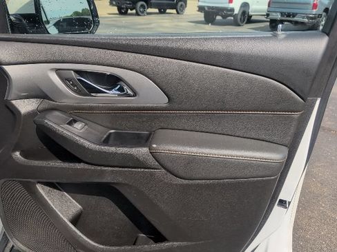 Used 2019 Chevrolet Traverse LT AWD/4WD image 47