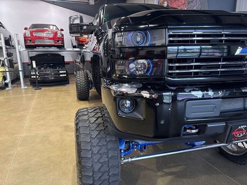Used 2015 Chevrolet Silverado 2500 LTZ w/ Duramax Plus Package AWD/4WD image 46