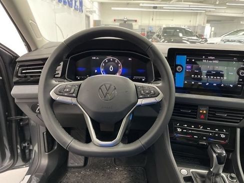 New 2026 Volkswagen Jetta SE FWD image 15