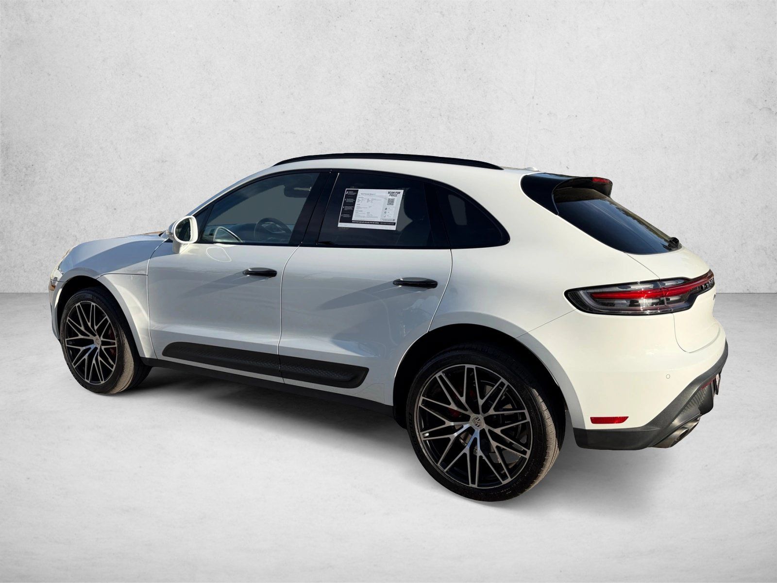 Used 2022 Porsche Macan S AWD/4WD image 7