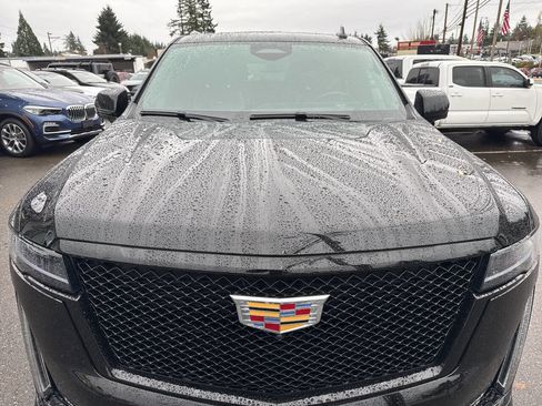 Used 2021 Cadillac Escalade Sport image 13