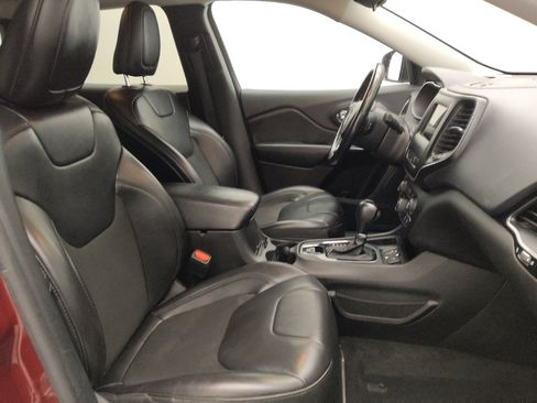 Used 2021 Jeep Cherokee Latitude Plus FWD image 21