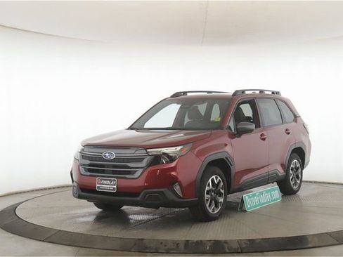 Used 2025 Subaru Forester Premium image 10