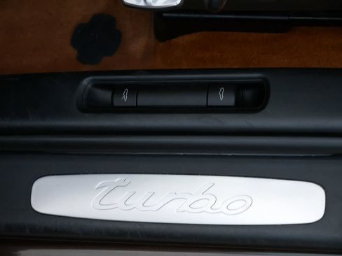Used 2009 Porsche 911 Turbo image 14