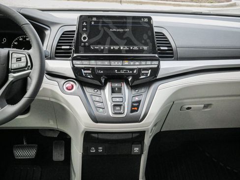 New 2026 Honda Odyssey EX-L image 29