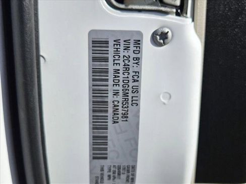 Used 2021 Chrysler Voyager Lxi FWD image 28