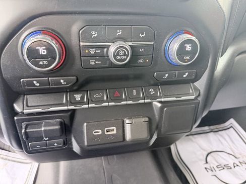 Used 2023 Chevrolet Silverado 2500 LT w/ Convenience Package image 13