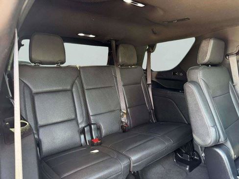 Used 2023 Chevrolet Tahoe Z71 w/ Luxury Package AWD/4WD image 46