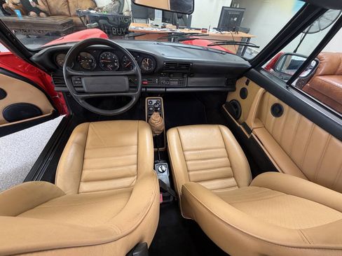 Used 1988 Porsche 911 Carrera RWD image 27