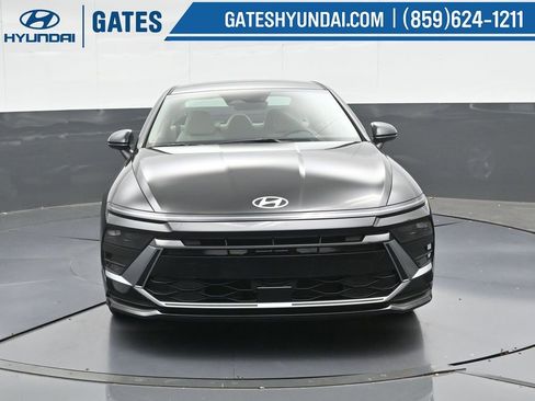 Used 2025 Hyundai Sonata SE image 5