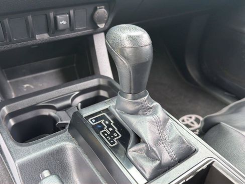 Used 2022 Toyota Tacoma SR w/ SX Package RWD image 21
