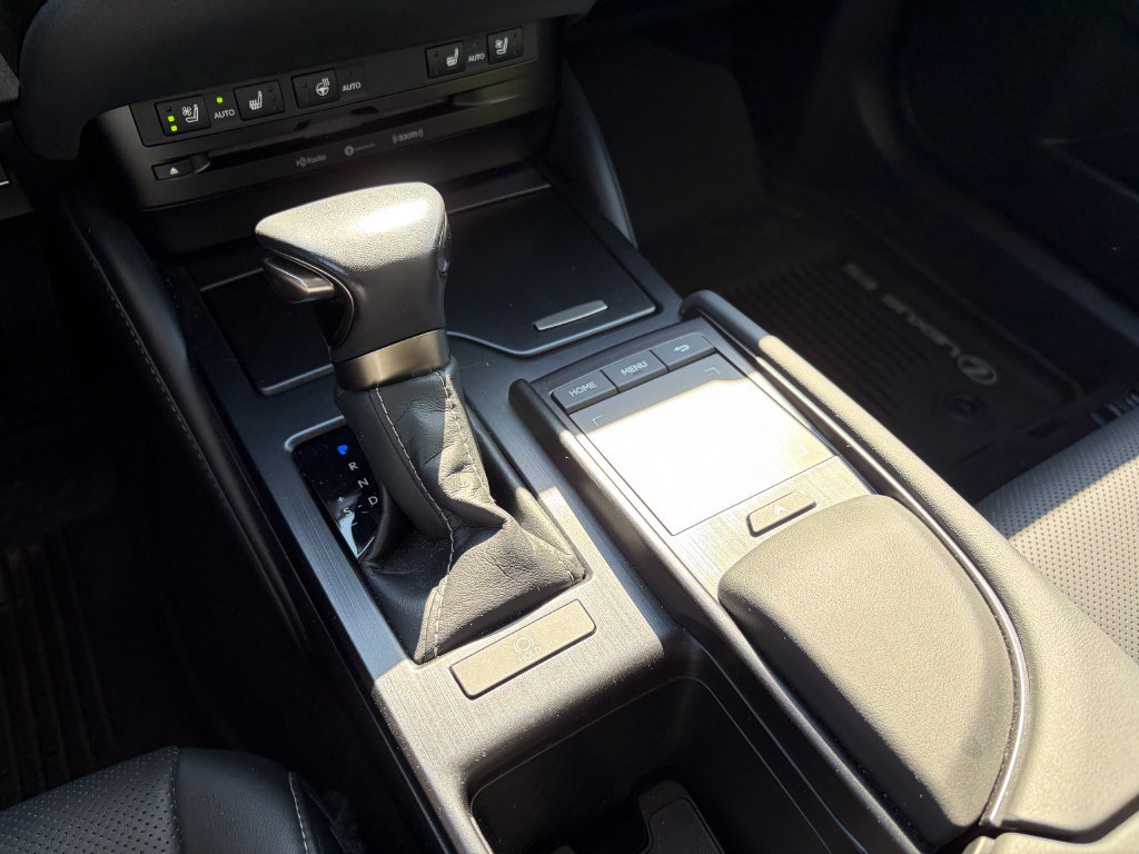 Used 2021 Lexus ES 250 w/ Premium Package AWD/4WD image 22