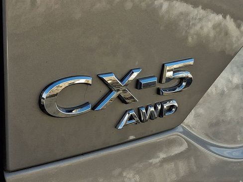 Used 2025 MAZDA CX-5 AWD 2.5 S w/ Preferred Package image 29