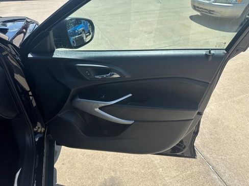 Used 2026 Chevrolet Trax LS FWD image 21