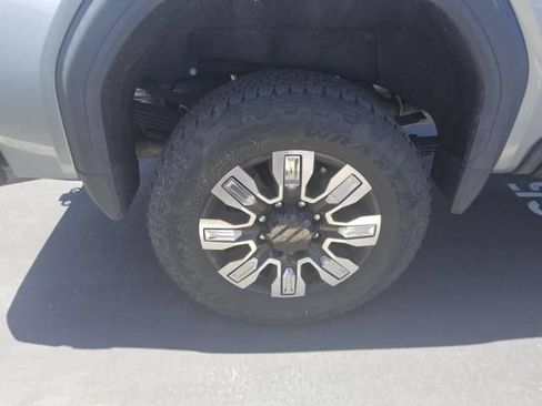 Used 2024 GMC Sierra 3500 Denali w/ Denali Reserve Package AWD/4WD image 5