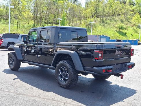 Used 2023 Jeep Gladiator Rubicon w/ LED Lighting Group AWD/4WD image 4