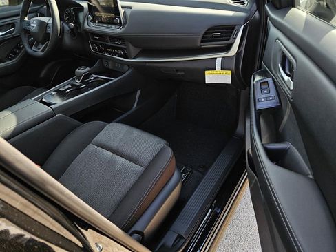 New 2026 Nissan Rogue SV image 5