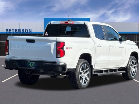 Certified 2024 Chevrolet Colorado Z71 w/ Z71 Convenience Package 2 AWD/4WD image 4