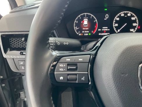 Used 2024 Honda CR-V EX-L image 11