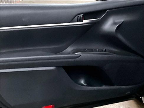 Used 2023 Toyota Camry SE image 24